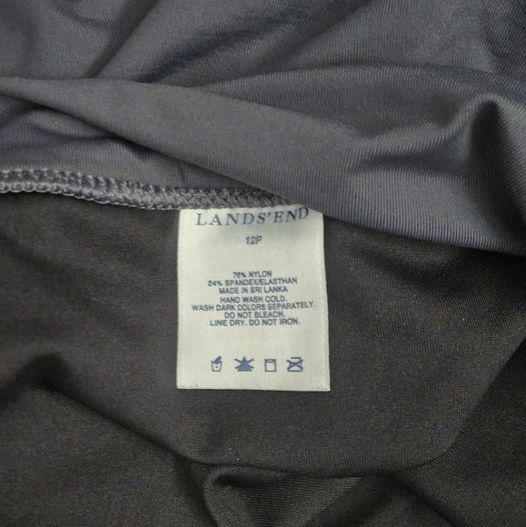Lands' End Charcoal Women's Mini Swim Skirt Skort UPF 50+ Beach Resort Size 12P - Picture 8 of 10